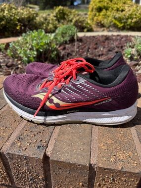 Saucony Women’s Ride 13 Running Shoes - Burgundy with Red Accents